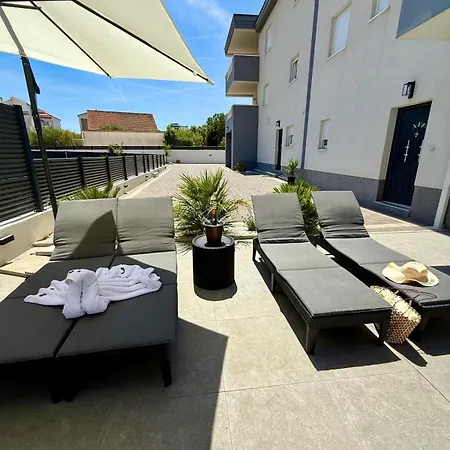 Ocean Breeze With Pool